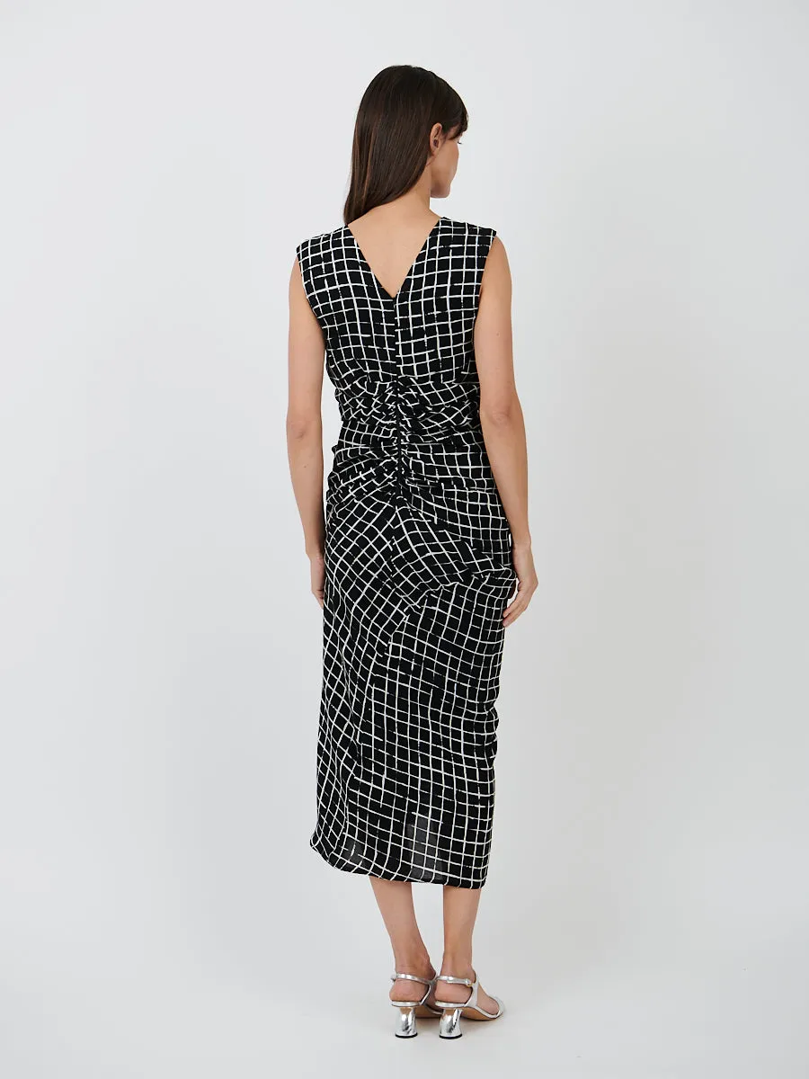 Daring Dress in Black