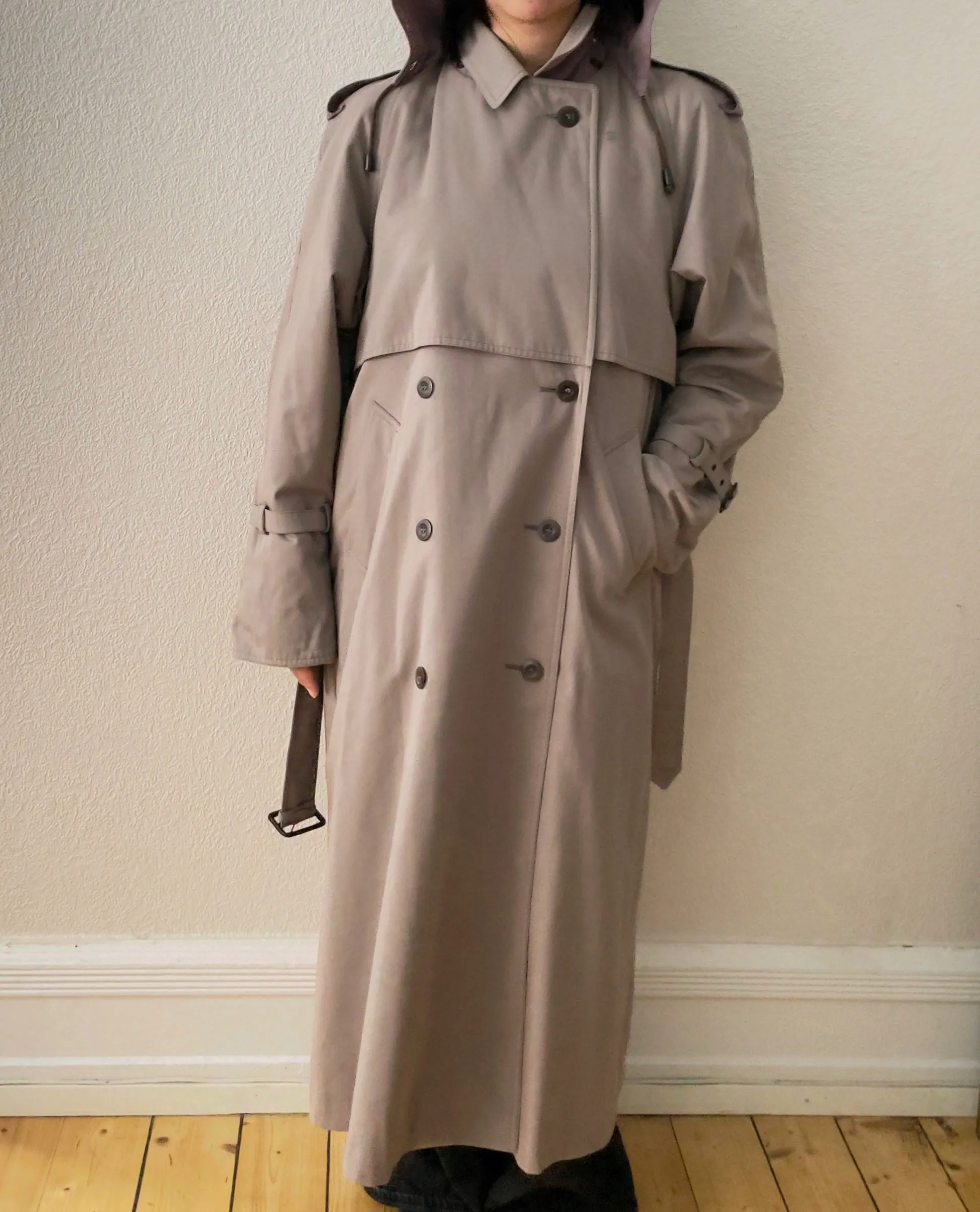 Vintage Trenchcoat  - Aquadane